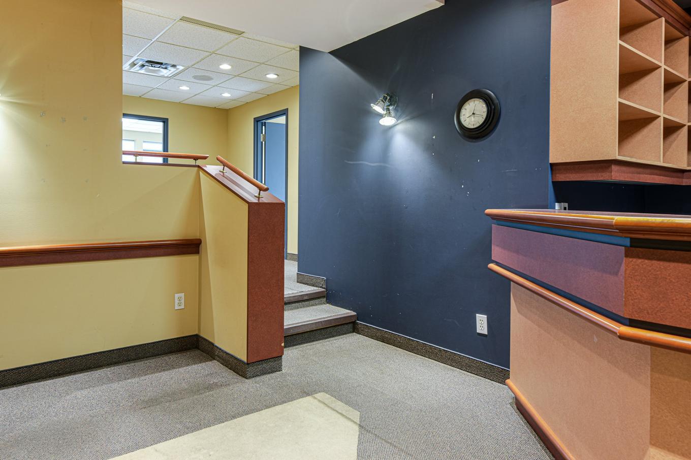 Office - 202-2499 Rue St-Georges (Lemoyne), Longueuil (Le Vieux-Longueuil), QC - Indoor Photo Showing Other Room