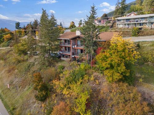 1/2/3 - 2303 Crawford Street, Creston, BC - Outdoor With View