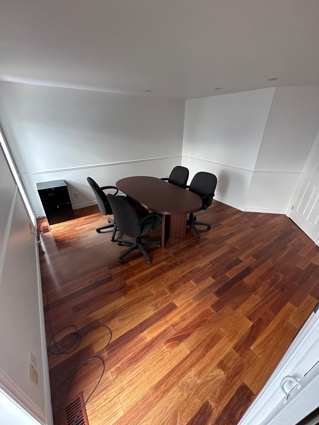 Conference room - 2235 Rue De L'Aéroport, Saint-Mathieu-De-Beloeil, QC - Indoor Photo Showing Office