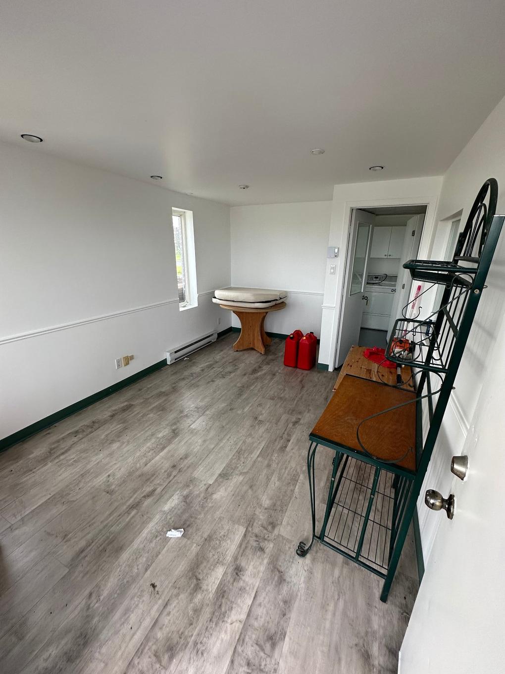 Hall - 2235 Rue De L'Aéroport, Saint-Mathieu-De-Beloeil, QC - Indoor Photo Showing Other Room