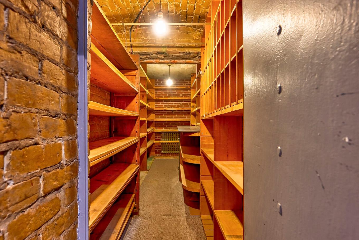 Storage - 183 Rue St-Eustache, Saint-Eustache, QC - Indoor Photo Showing Other Room