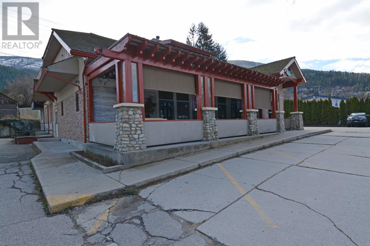 712 Nelson Avenue, Nelson, BC