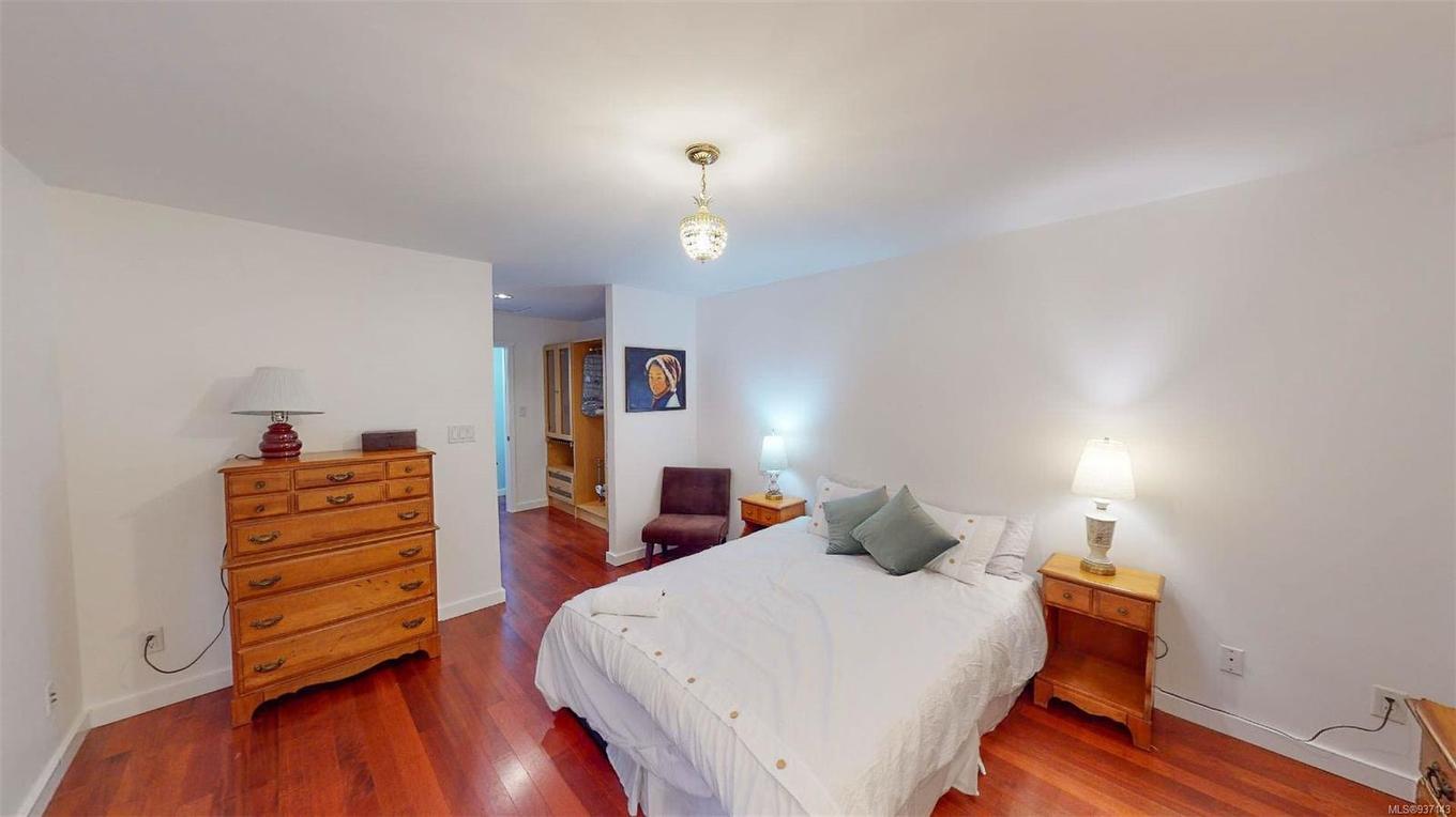 9891 Spalding Rd, Pender Island, BC - Indoor Photo Showing Bedroom