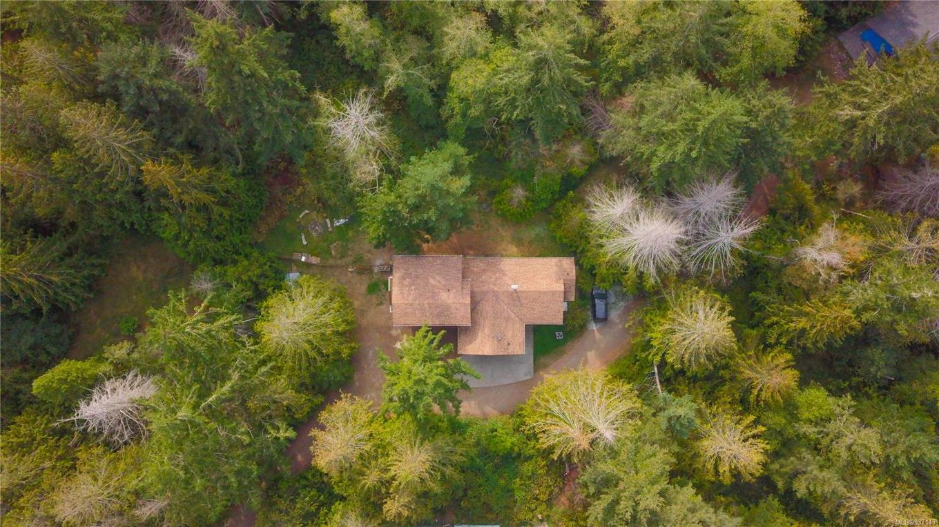 9891 Spalding Rd, Pender Island, BC - Outdoor With View