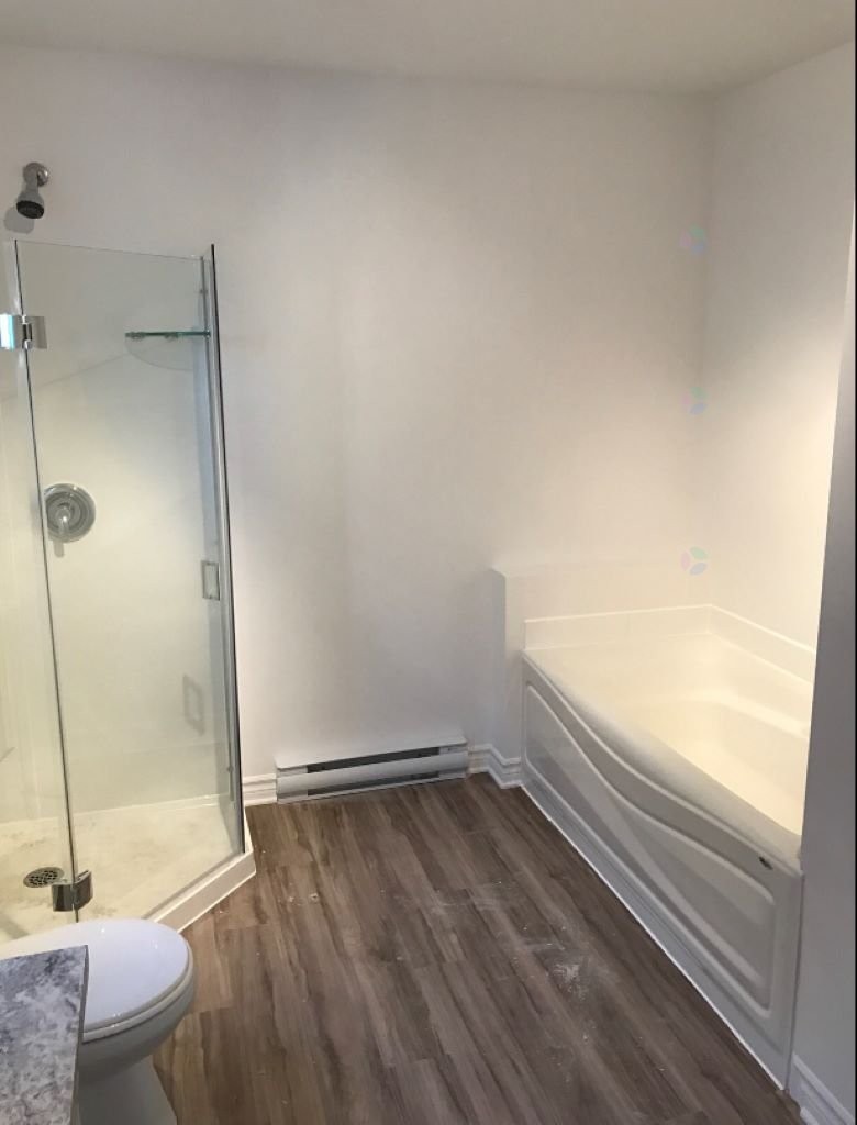 Bathroom - 120 Rue Church, Cowansville, QC - Indoor Photo Showing Bathroom