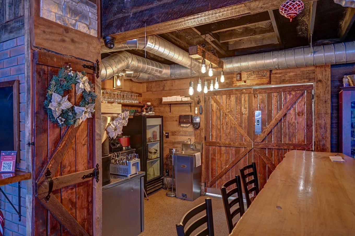 Restaurant - 1780 - 1790 Boul. Des Laurentides, Laval (Vimont), QC - Indoor