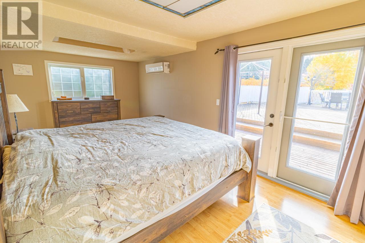 2819 Erickson Road, Erickson, BC - Indoor Photo Showing Bedroom