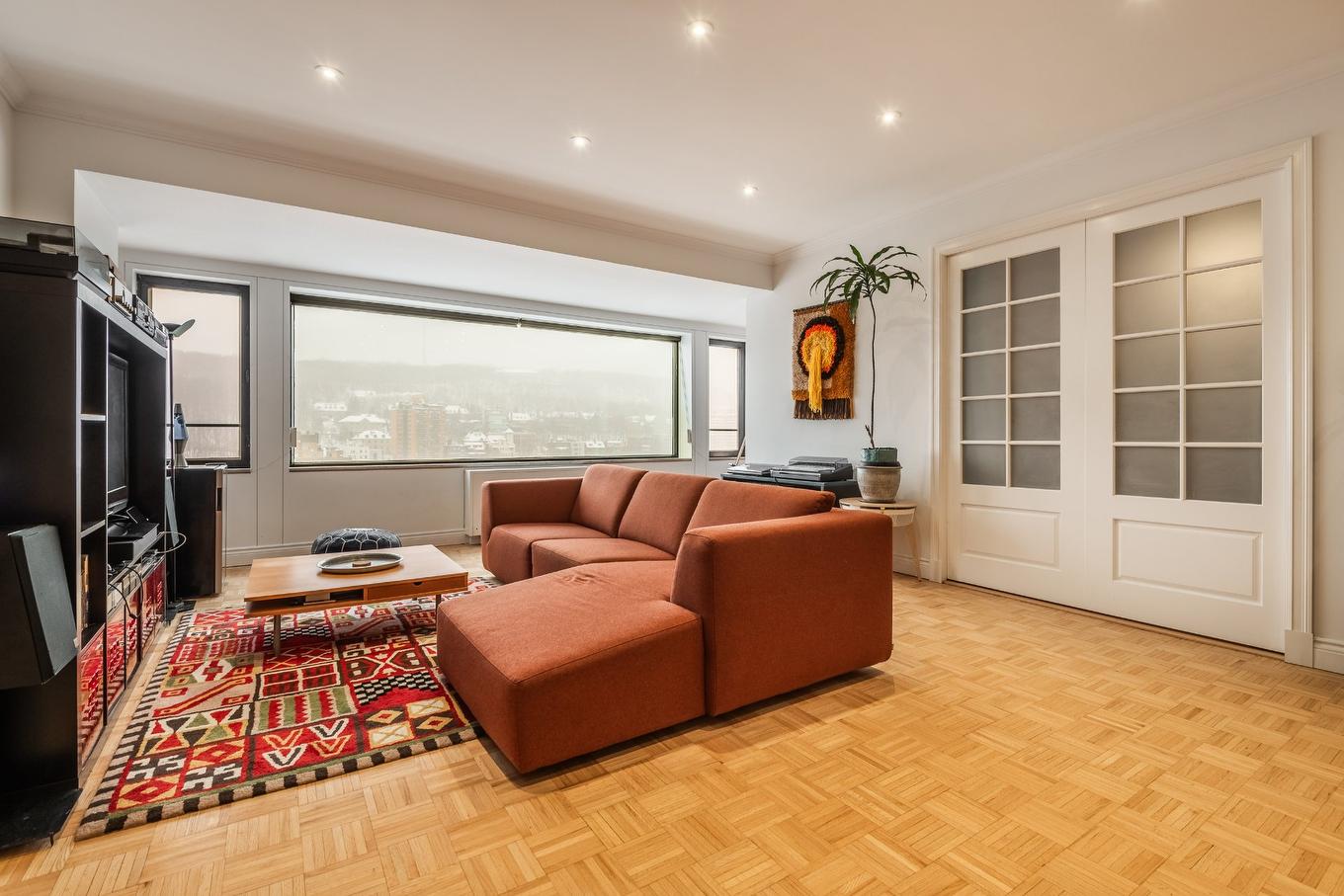 Salon - 2101-1455 Rue Sherbrooke O., Montréal (Ville-Marie), QC - Indoor Photo Showing Living Room