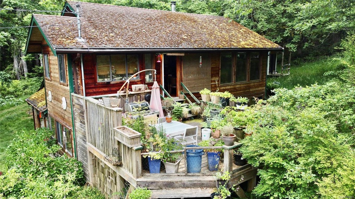 1498 Carrington Bay Rd, Cortes Island, BC - Outdoor