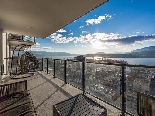 2306-1471 St Paul Street, Kelowna, BC - Outdoor With View