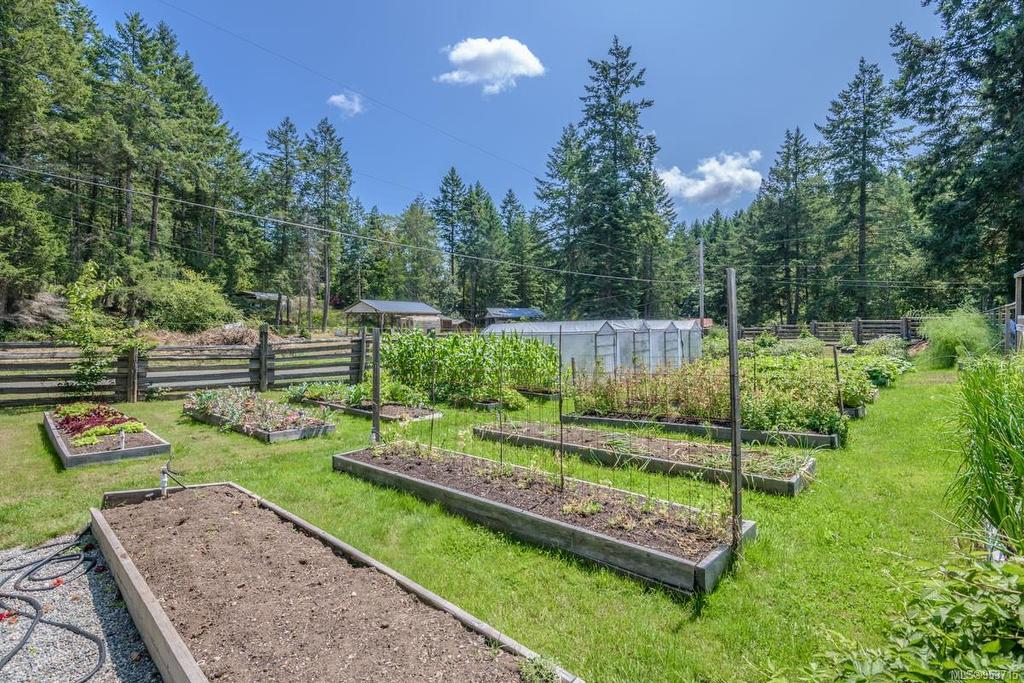 1905 Martin Rd, Gabriola Island, BC - Outdoor
