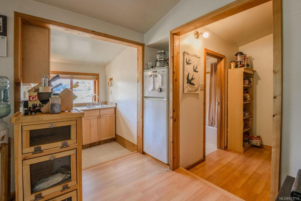 1905 Martin Rd, Gabriola Island, BC - Indoor