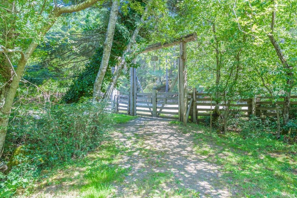 1905 Martin Rd, Gabriola Island, BC - Outdoor