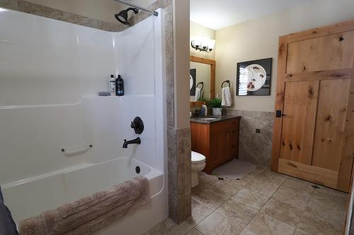 116 Dreamcatcher Way, Kimberley, BC - Indoor Photo Showing Bathroom
