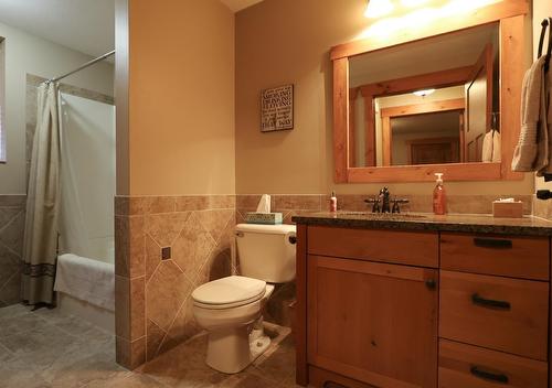 116 Dreamcatcher Way, Kimberley, BC - Indoor Photo Showing Bathroom