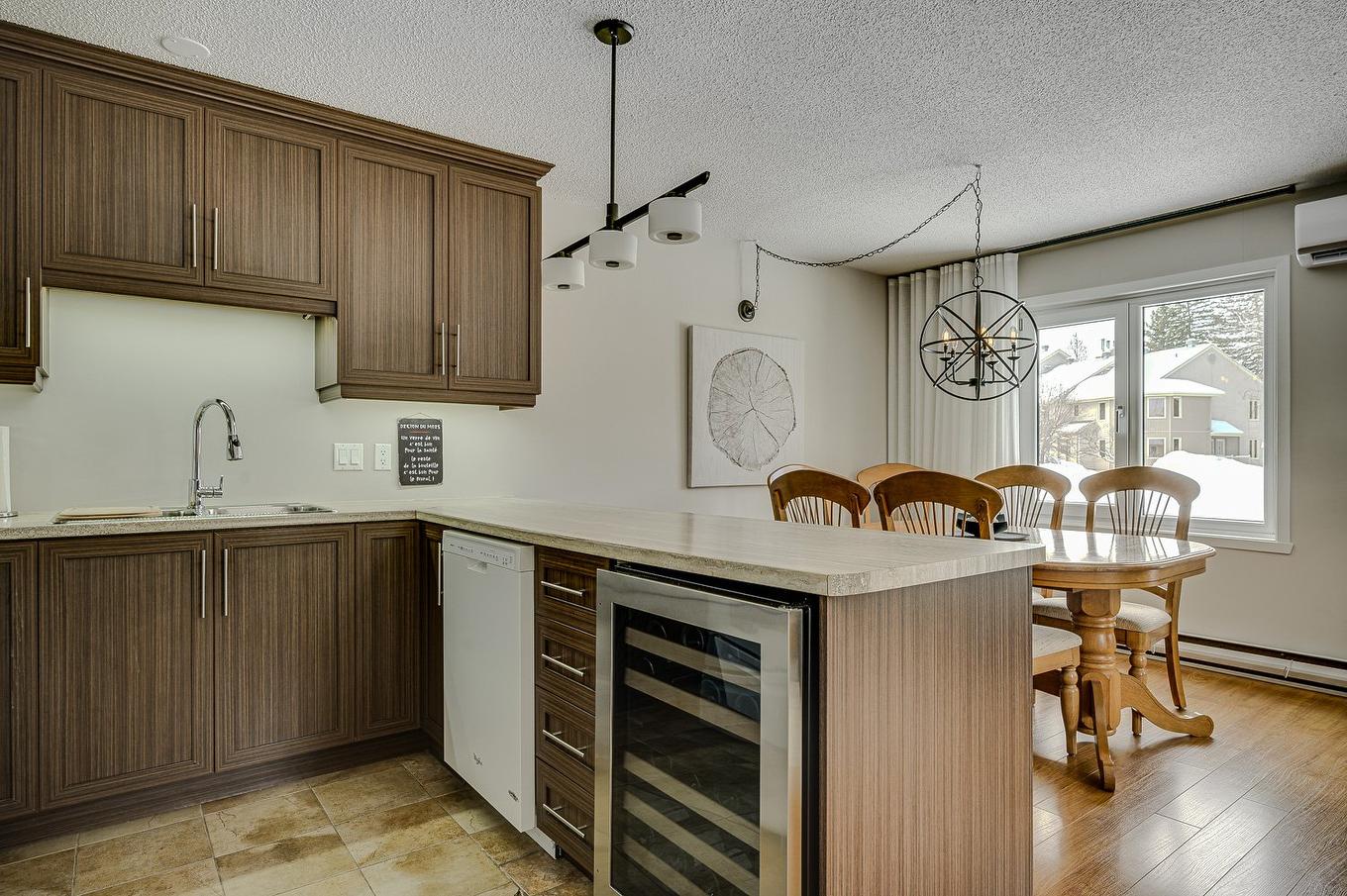 Cuisine - 602 Ch. Du Skieur, Piedmont, QC - Indoor Photo Showing Kitchen