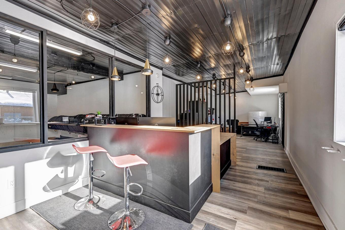 Office - 9637 Boul. De St-Canut, Mirabel, QC - Indoor