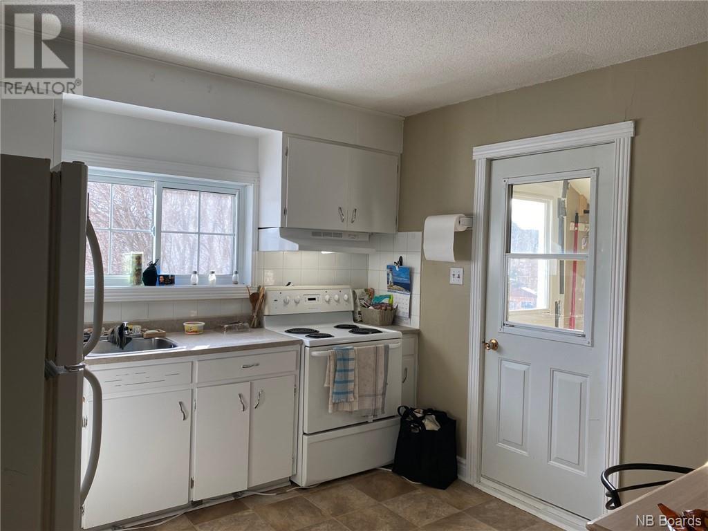 168 Arran Street, Campbellton, NB - Indoor Photo Showing Kitchen