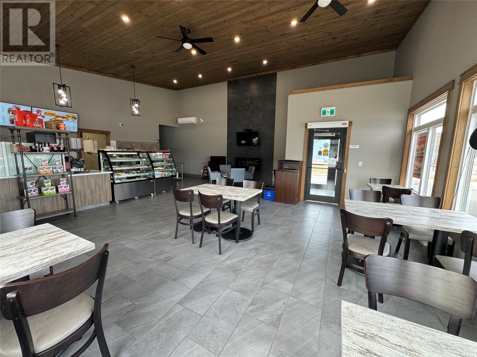 120-122 Canada Drive, Harbour Breton, NL