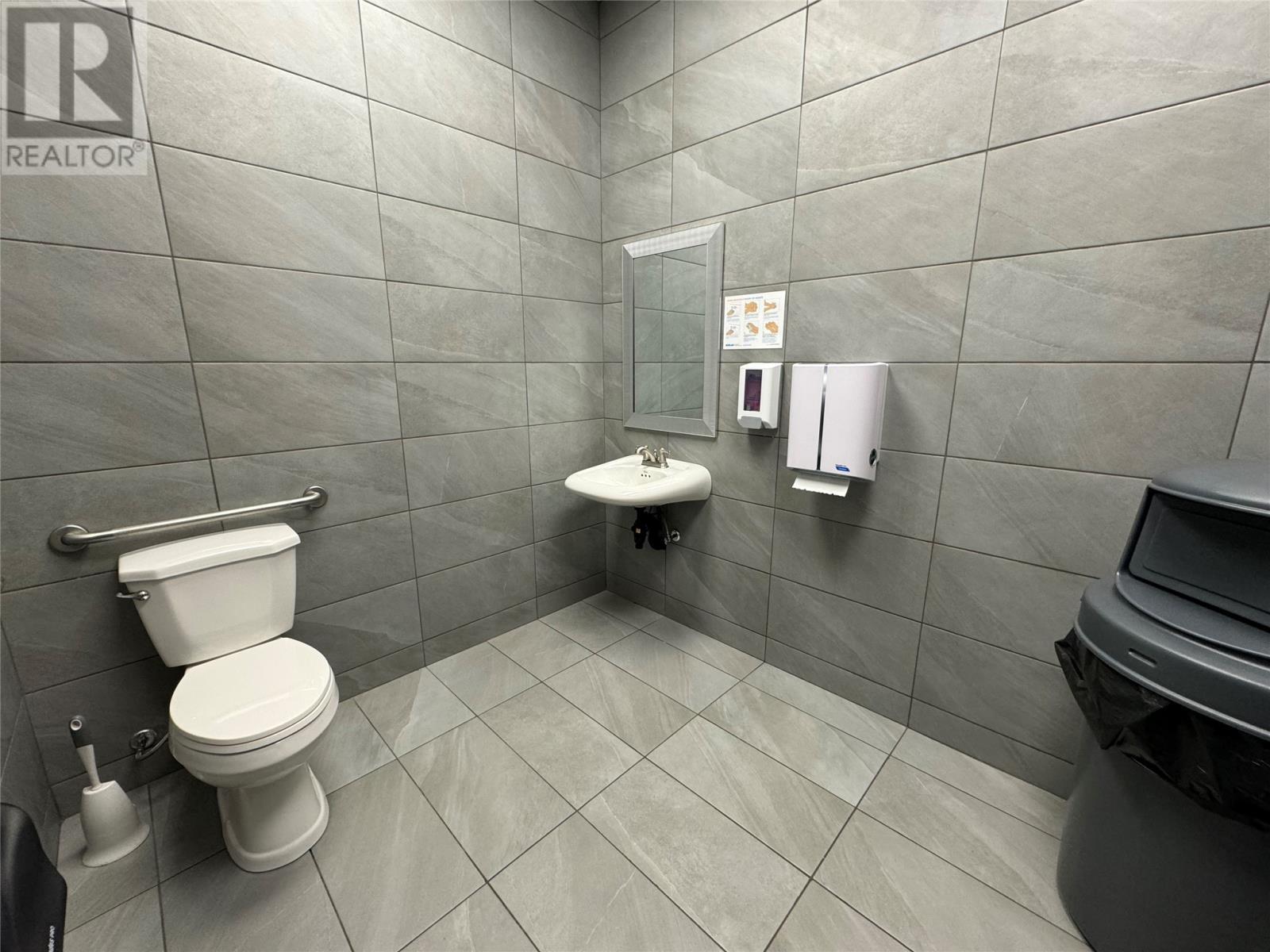 120-122 Canada Drive, Harbour Breton, NL