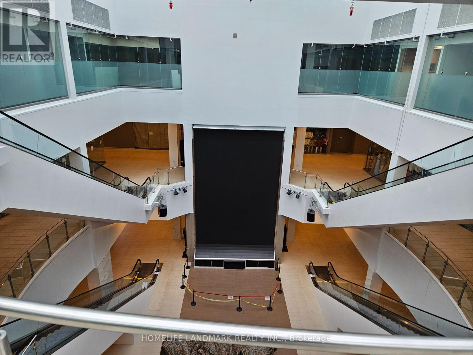 1B51 - 9390 Woodbine Avenue, Markham, ON