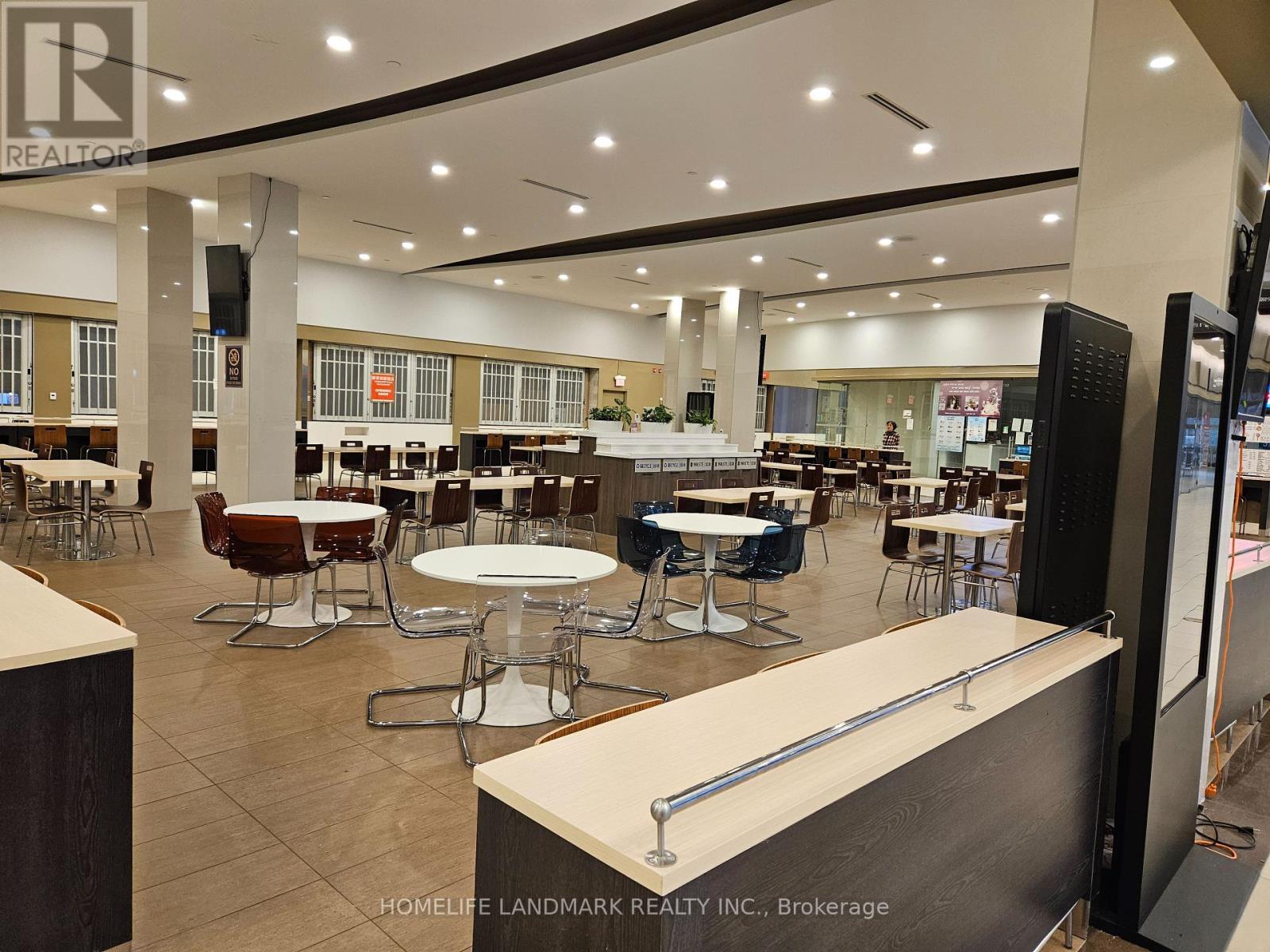 1B51 - 9390 Woodbine Avenue, Markham, ON