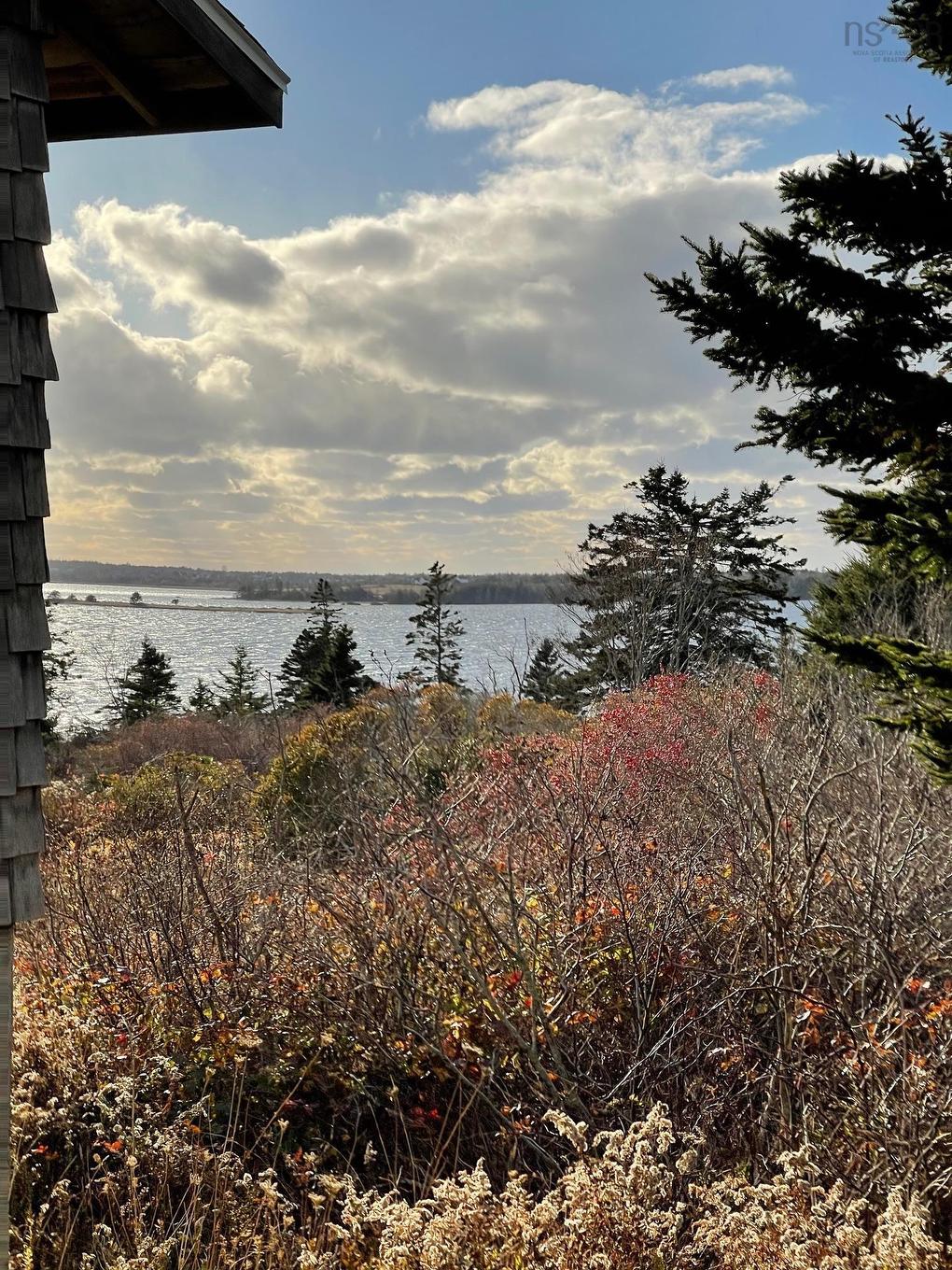 1139 Highway 3, Middle East Pubnico, NS