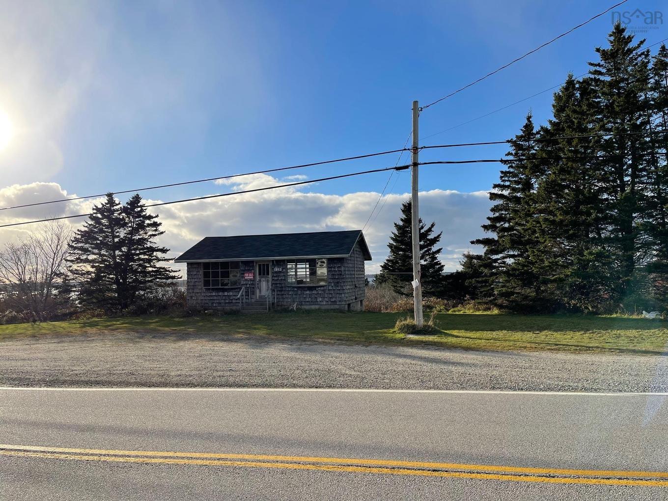 1139 Highway 3, Middle East Pubnico, NS