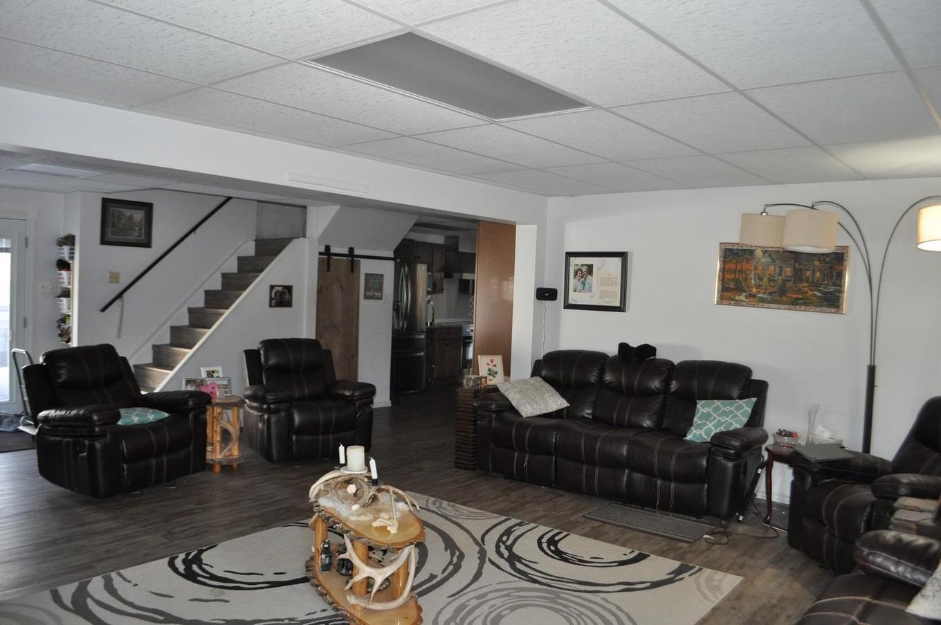 1 Hwy 17 Highway, Coldwell Twp, ON - Indoor Photo Showing Living Room