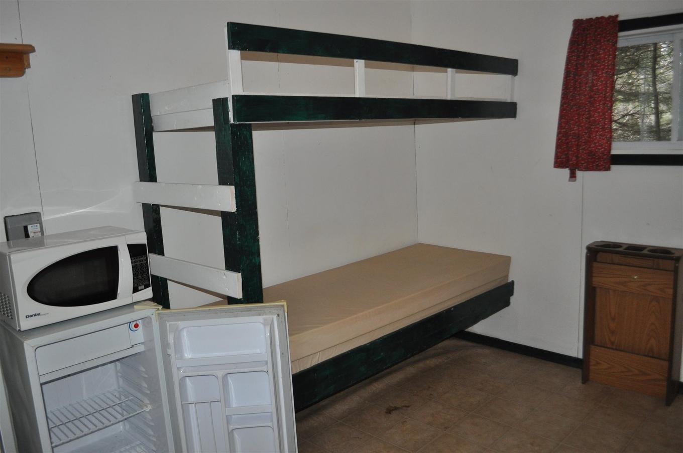 1 Hwy 17 Highway, Coldwell Twp, ON - Indoor