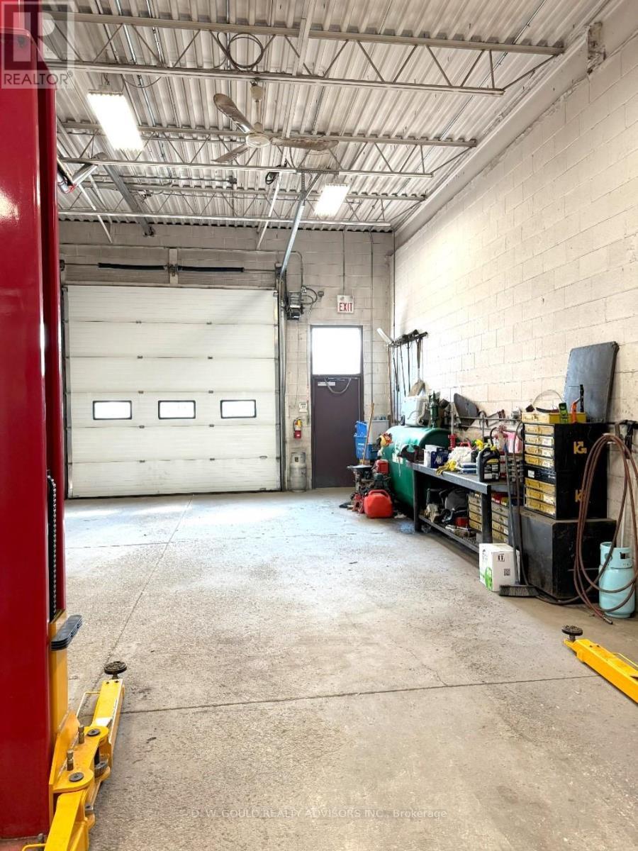 3 - 8060 Lawson Road, Milton, ON