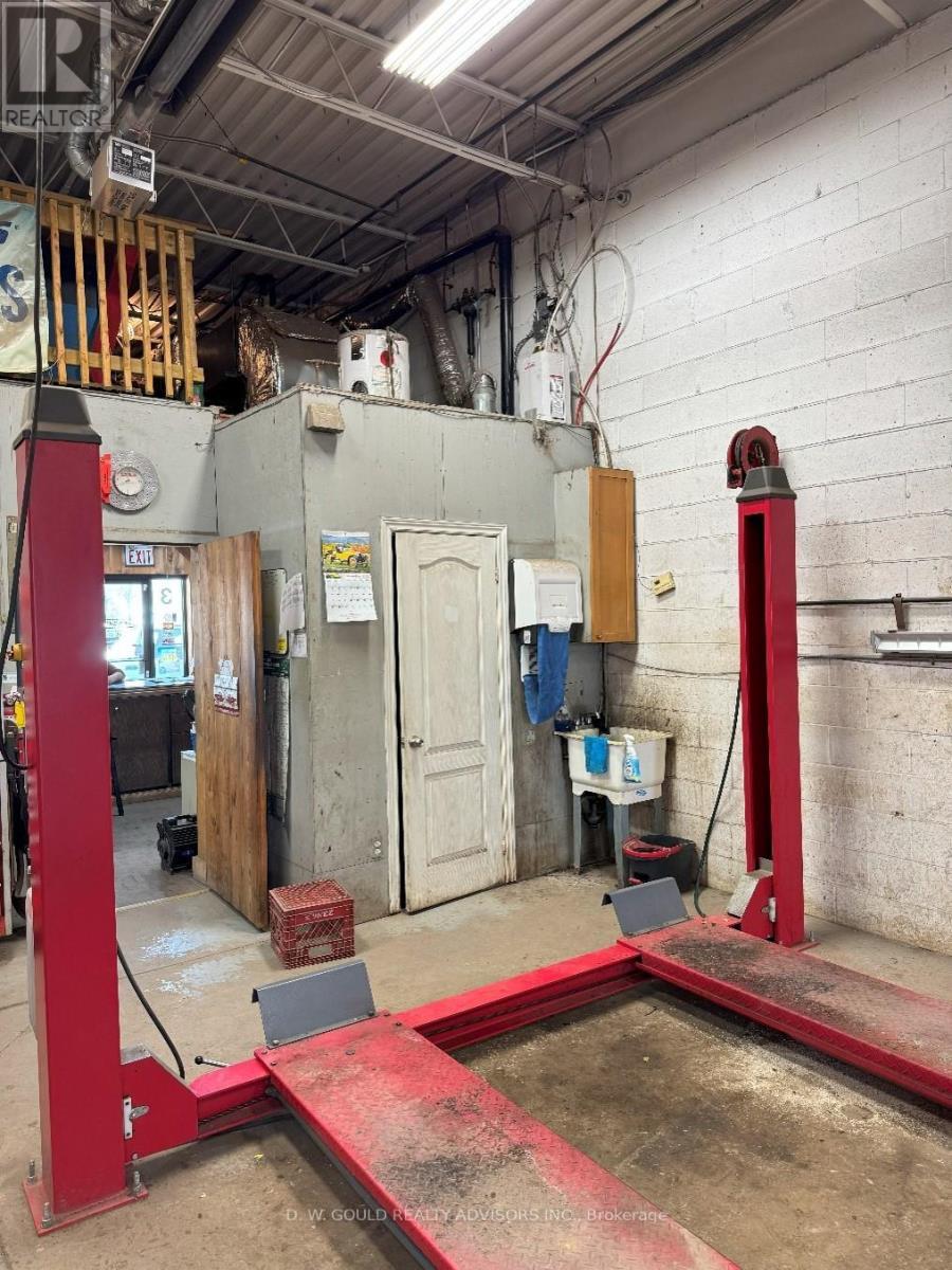 3 - 8060 Lawson Road, Milton, ON