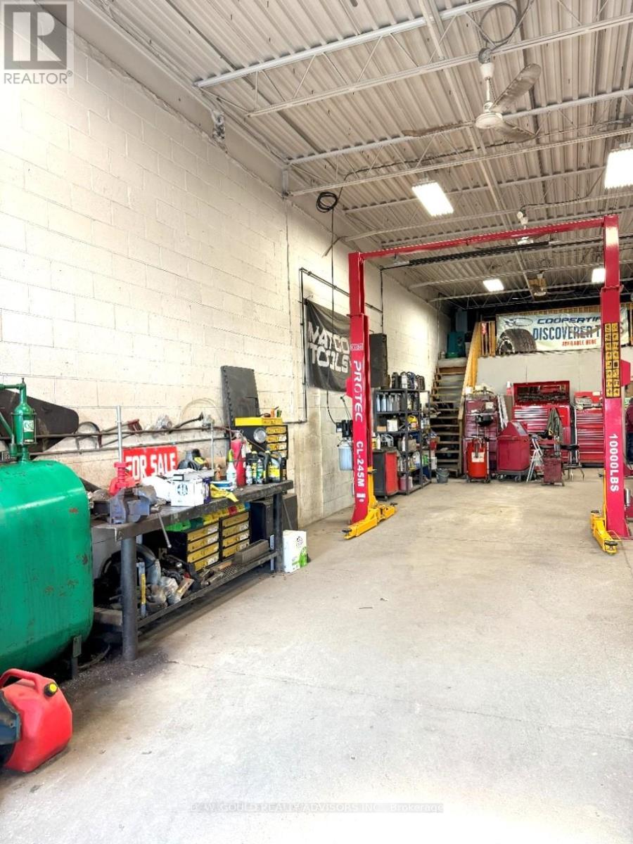 3 - 8060 Lawson Road, Milton, ON