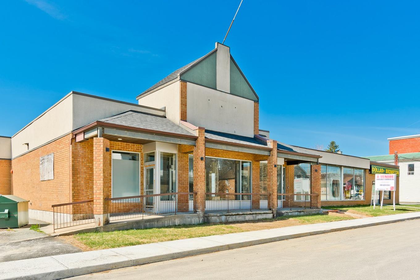 Frontage - 22 Rue St-Joseph, Sherbrooke (Brompton/Rock Forest/Saint-Élie/Deauville), QC - Outdoor