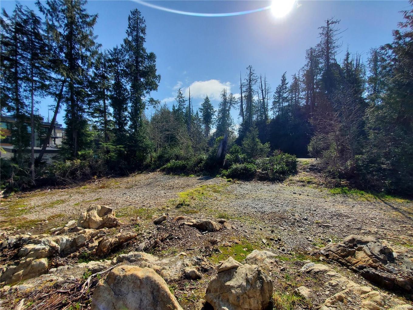 948 Hardy Pl, Tofino, BC