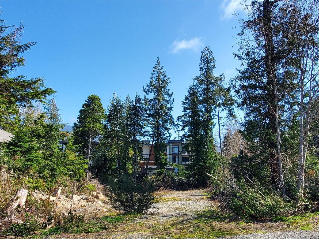 948 Hardy Pl, Tofino, BC