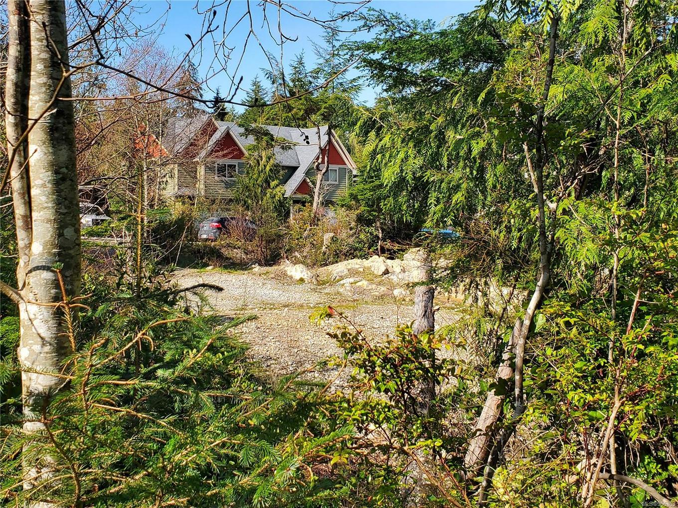 948 Hardy Pl, Tofino, BC