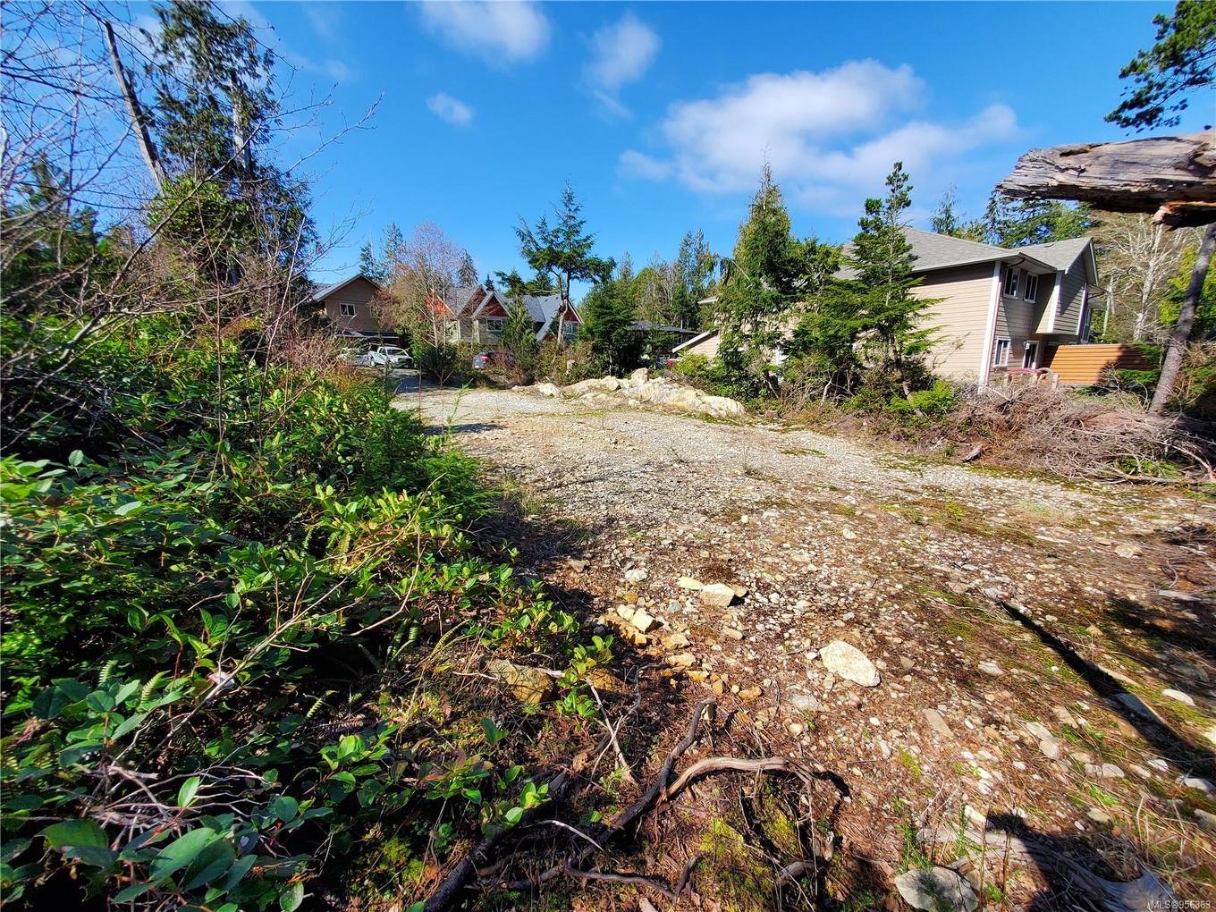 948 Hardy Pl, Tofino, BC