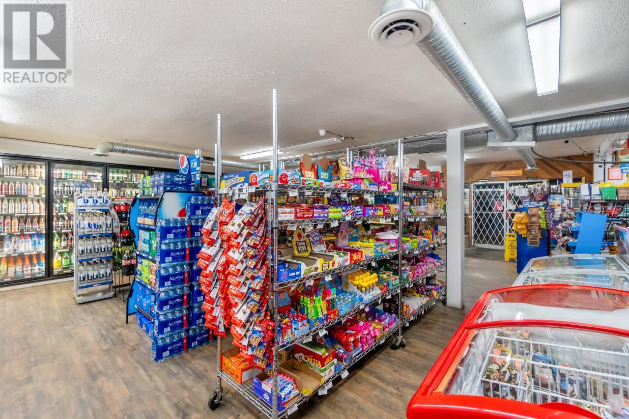 2593 Broadwater Road, Castlegar, BC