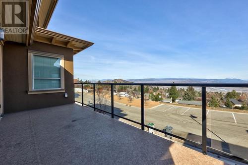 8-2171 Van Horne Drive, Kamloops, BC - Outdoor With View With Exterior