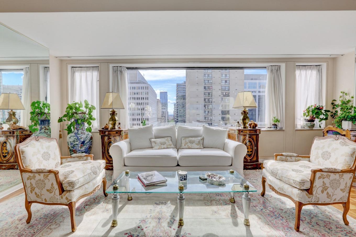 Salon - 512-1455 Rue Sherbrooke O., Montréal (Ville-Marie), QC - Indoor Photo Showing Living Room