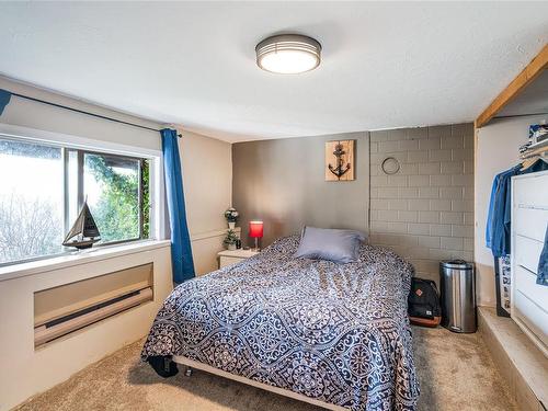 3670 Nautilus Rd, Nanoose Bay, BC - Indoor Photo Showing Bedroom