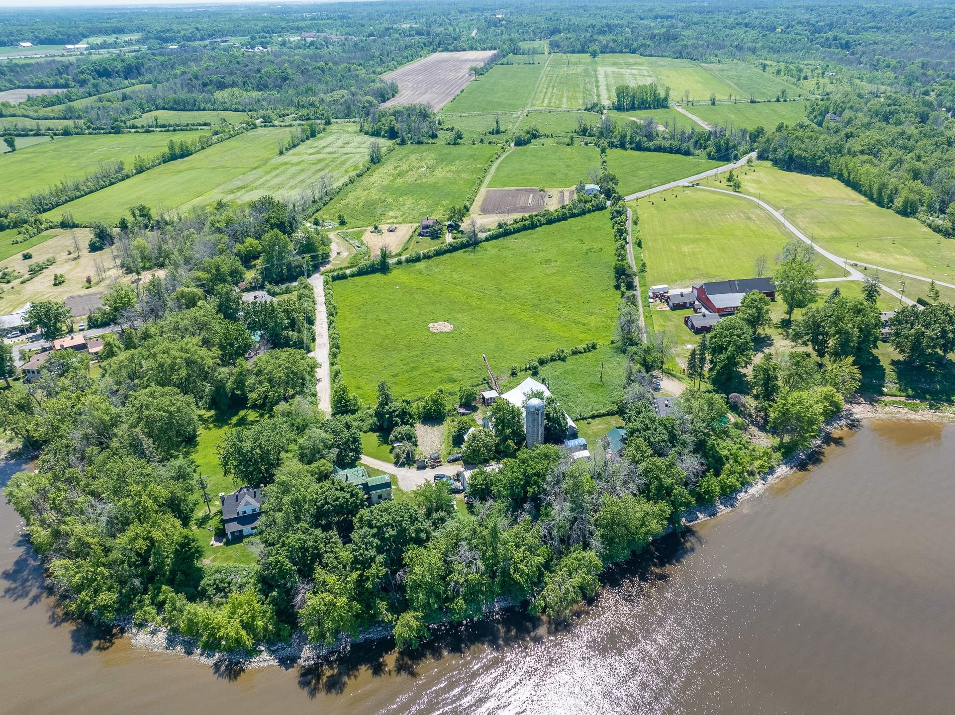 Photo aérienne - 9 - 11 Rue Davidson, Hudson, QC