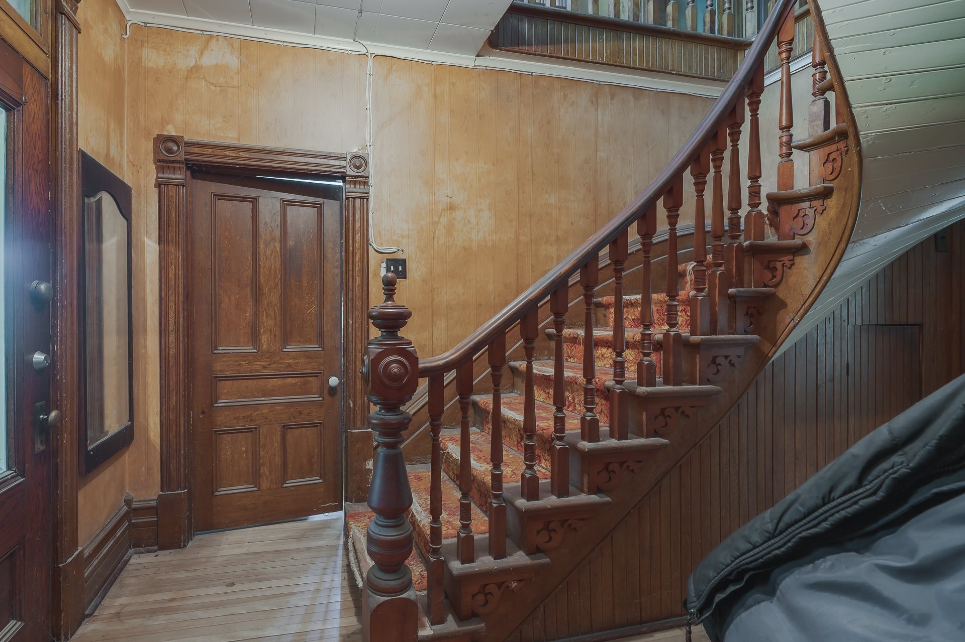 Escalier - 9 - 11 Rue Davidson, Hudson, QC