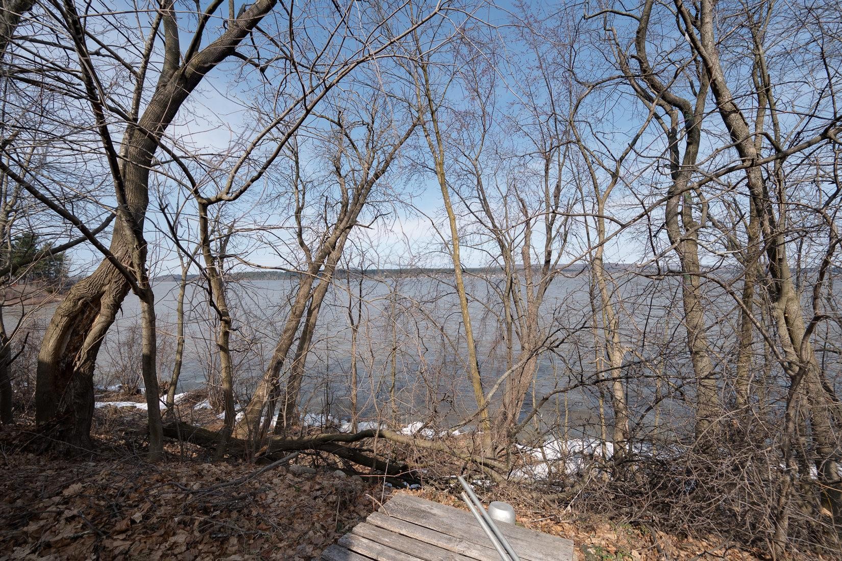 Bord de l'eau - 9 - 11 Rue Davidson, Hudson, QC