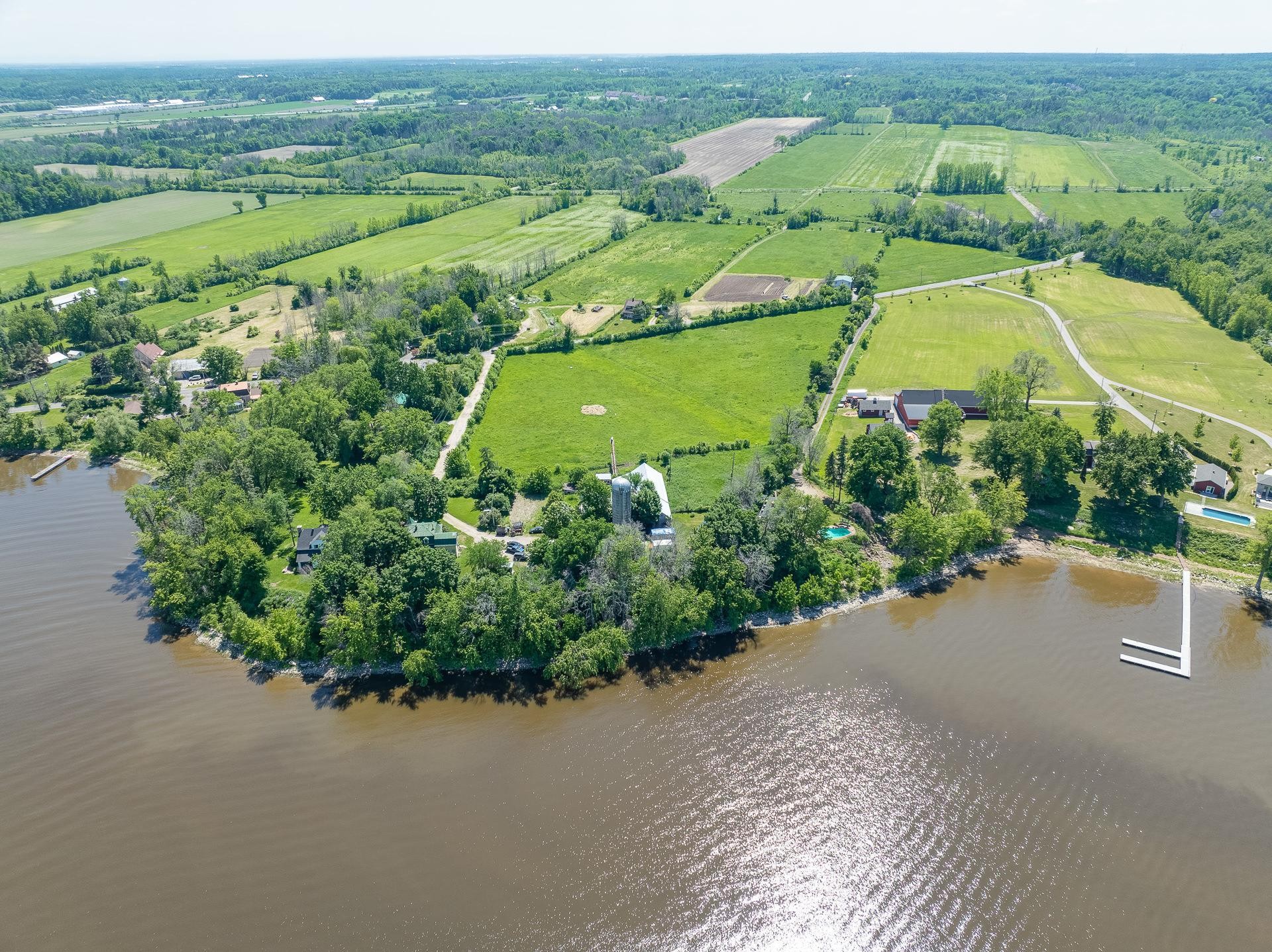 Photo aérienne - 9 - 11 Rue Davidson, Hudson, QC