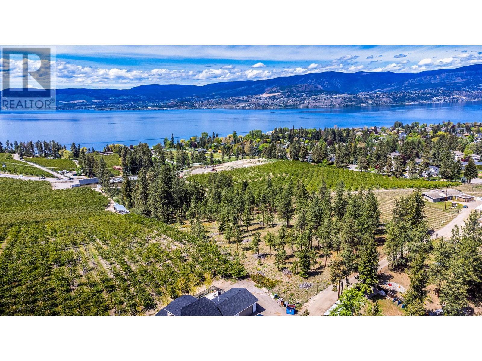4729 Lakeshore Road, Kelowna, BC - Outdoor With Body Of Water With View