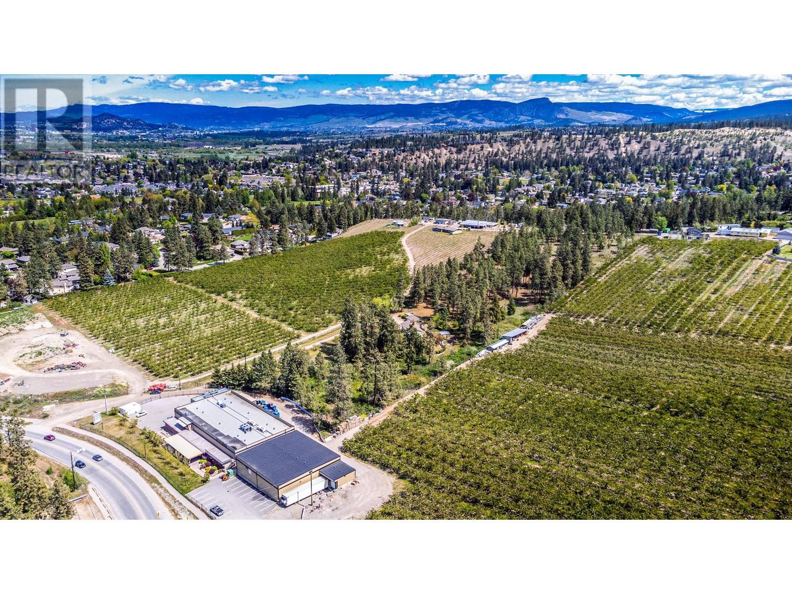 4729 Lakeshore Road, Kelowna, BC - Outdoor With View