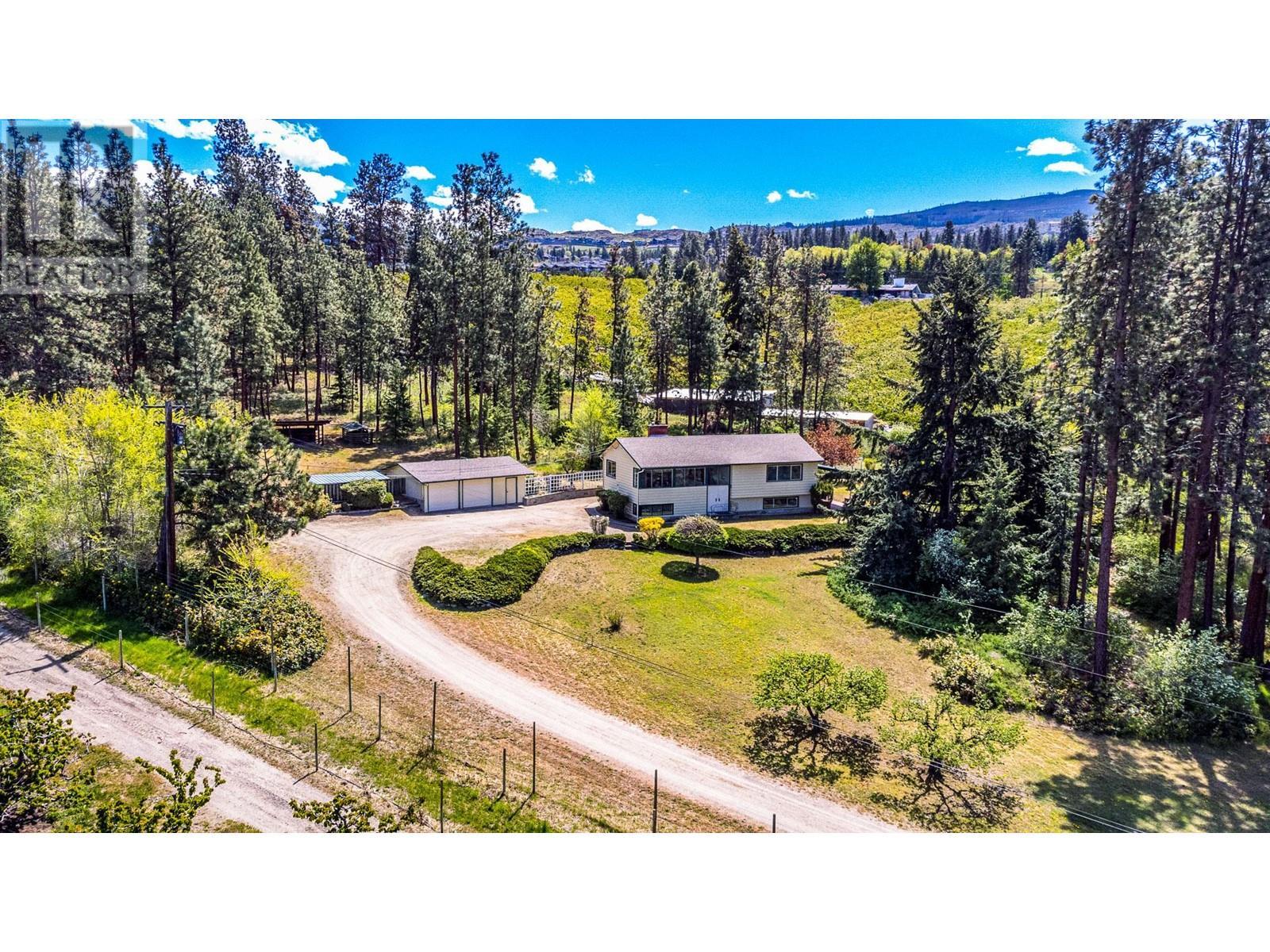 4729 Lakeshore Road, Kelowna, BC - Outdoor With View