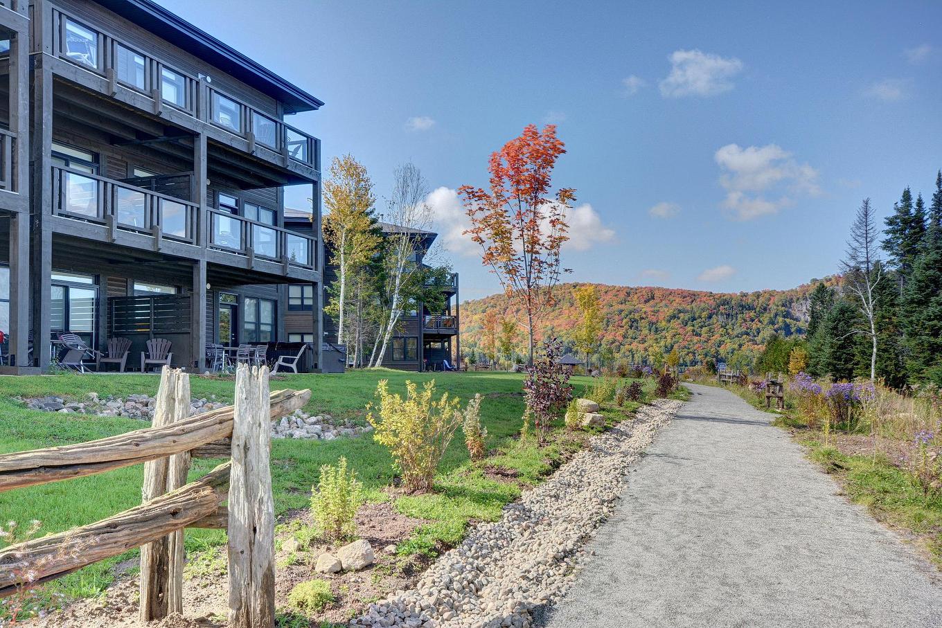 Exterior - 3202-2240 Ch. Du Lac-Supérieur, Lac-Supérieur, QC - Outdoor